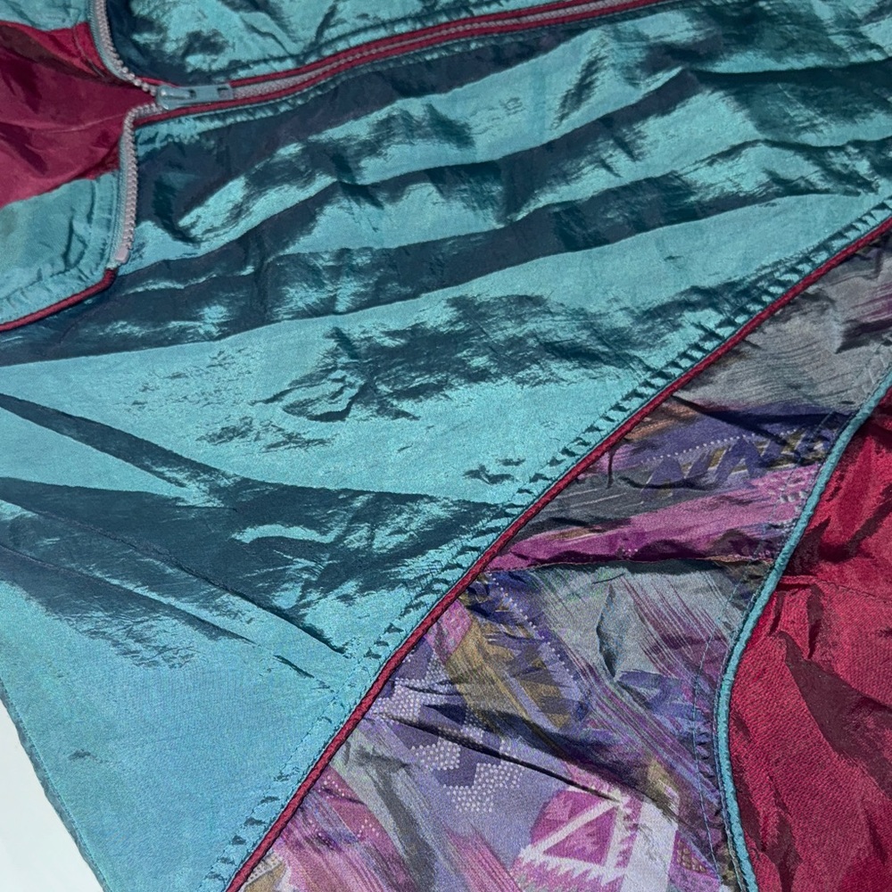 Vintage Rock Creek Burgundy, Teal, &‎ Aztec Print Windbreaker Size Medium - Picture 4 of 8